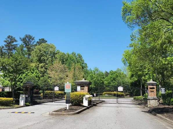 856 Regal Ln SW, Atlanta, GA 30331