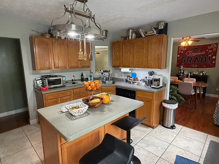 Kitchen with island