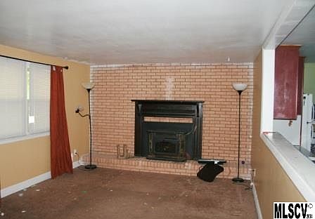 3rd image of 1210 25th St SE