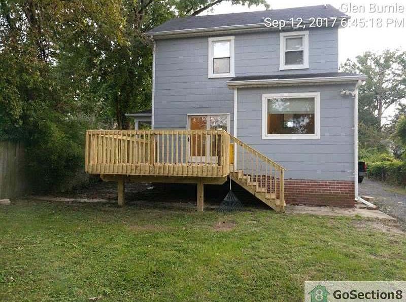 2nd image of 104 Georgia Ave NE
