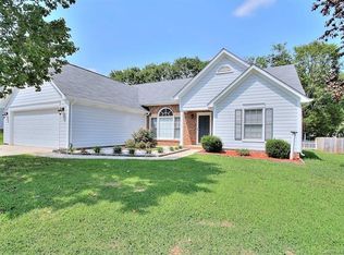 14145 Southbridge Forest Dr, Charlotte, NC 28273