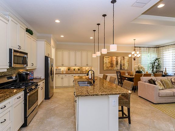 5th image of 1052 Gardenshire Ln