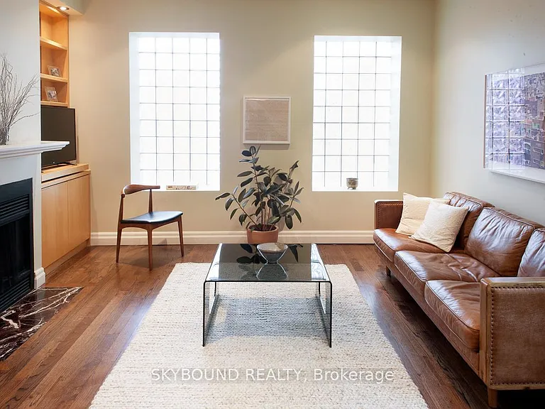 110 Hepbourne St #206 — Photo 7