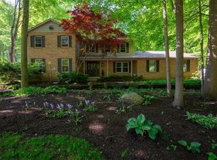 2464 Radford St NW, North Canton, OH 44720