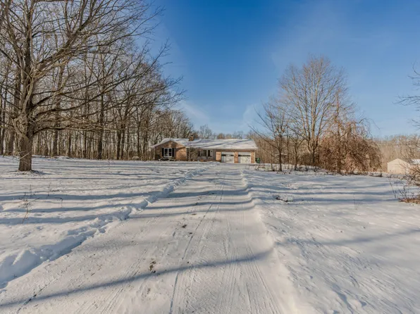 5175 McGuiness Rd, Dexter, MI 48130