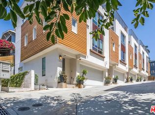 1338 1/2 Douglas St, Los Angeles, CA 90026