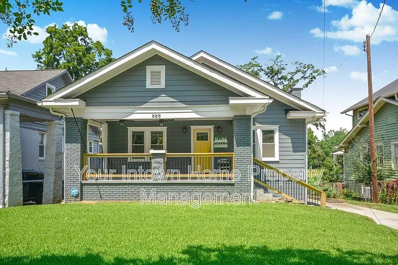 959 Dill Ave SW