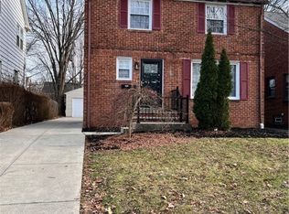 2191 Brockway Rd, University Heights, OH 44118