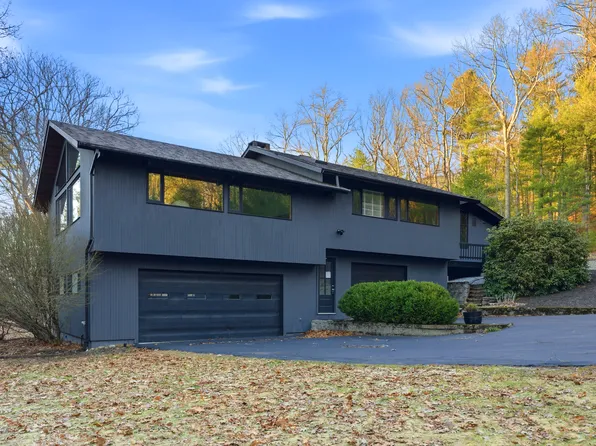 (undisclosed Address), Weston, MA 02493