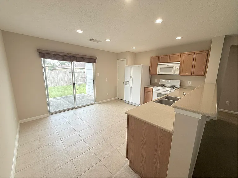 29225 Legends Valley Dr — Photo 6