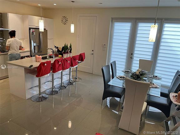 4th image of 10338 NW 66th St #0