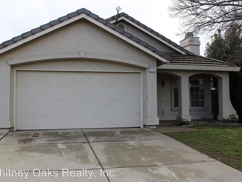 1st image of 1212 Arbor Dr