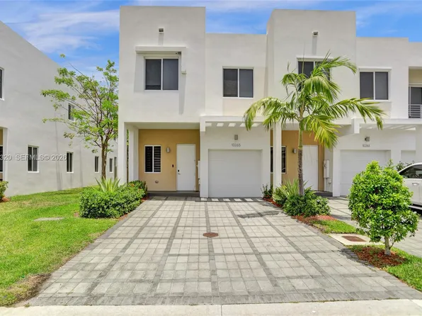 10265 NW 72nd Ter, Doral, FL 33178