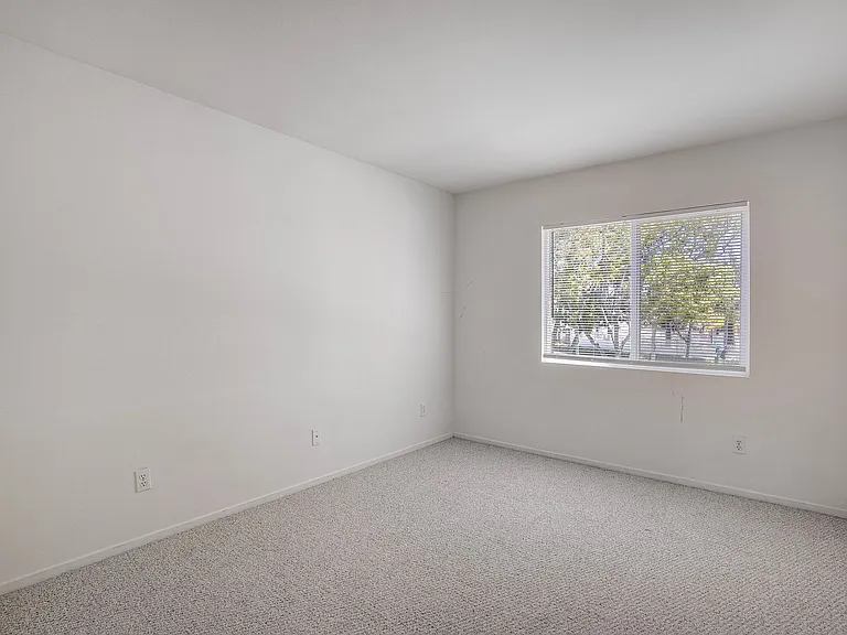 2938 W Canyon Ave W — Photo 31