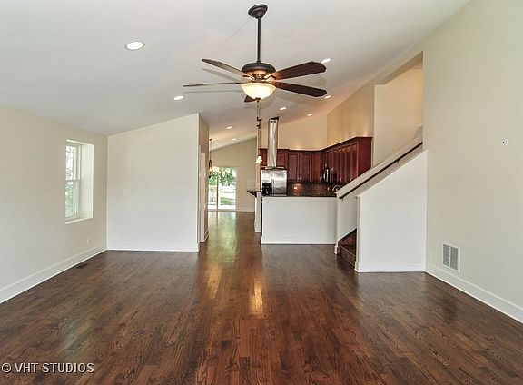 3rd image of 8834 Congress Park Ave