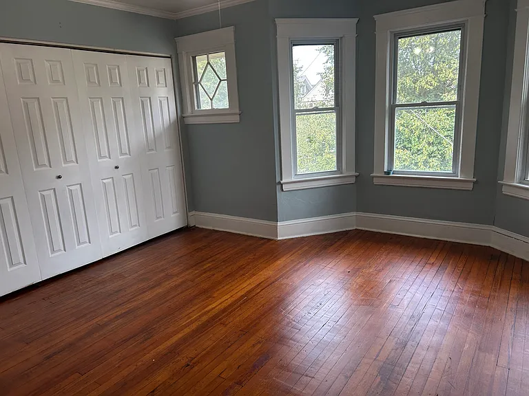 1454 Lakeland Ave — Photo 8