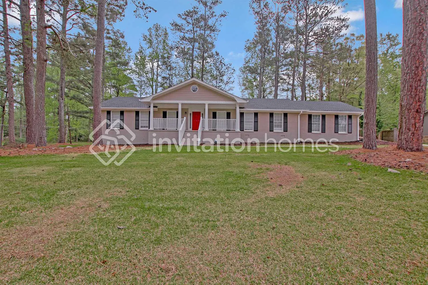 3190 Rockview Dr Lithonia, GA 30038 — Photo 1