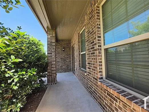 4504 Cormorant Dr — Photo 6