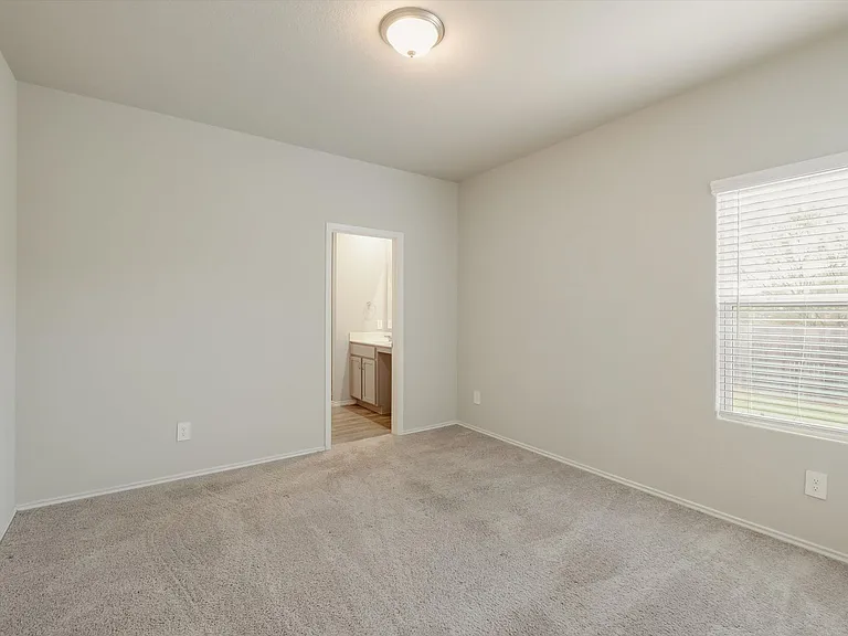 3023 Laguna Clfs — Photo 16