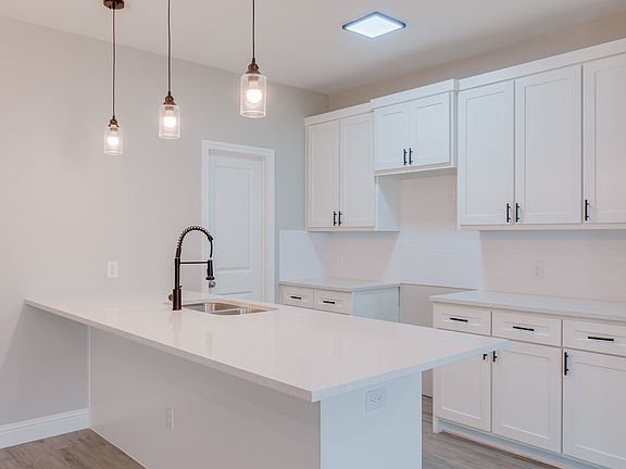 5th image of 6315 Pebble Ave