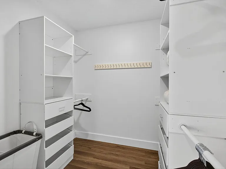 1700 Embassy Dr #103 — Photo 43