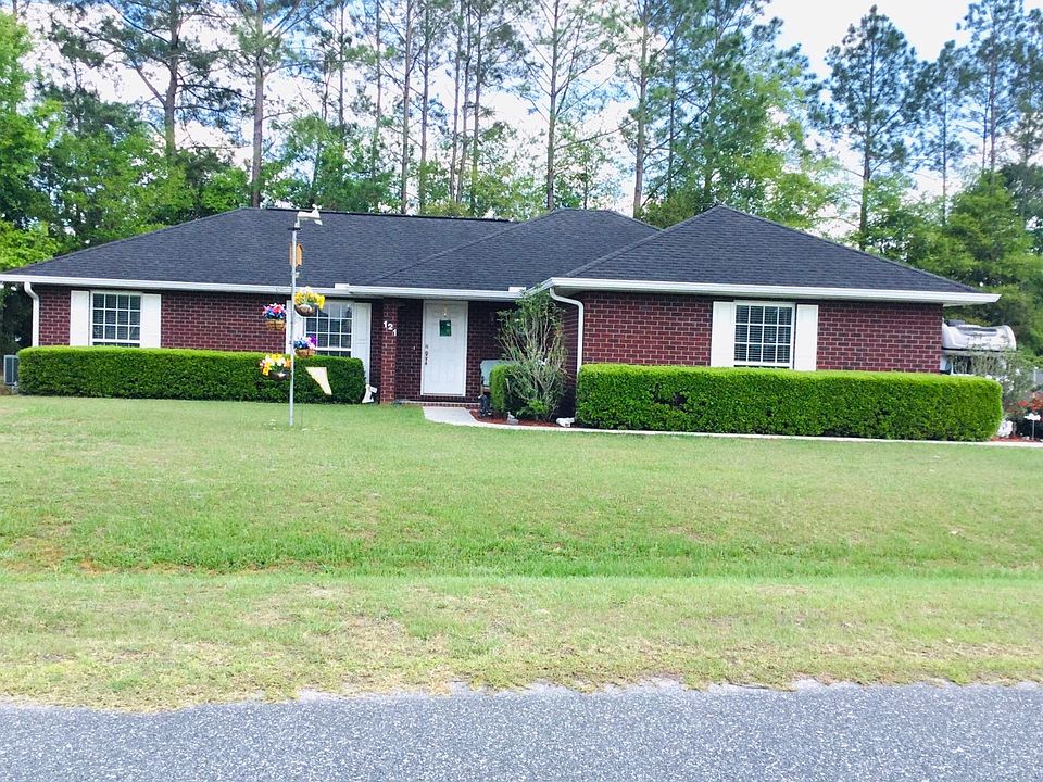 1st image of 121 SW Joshua Ct