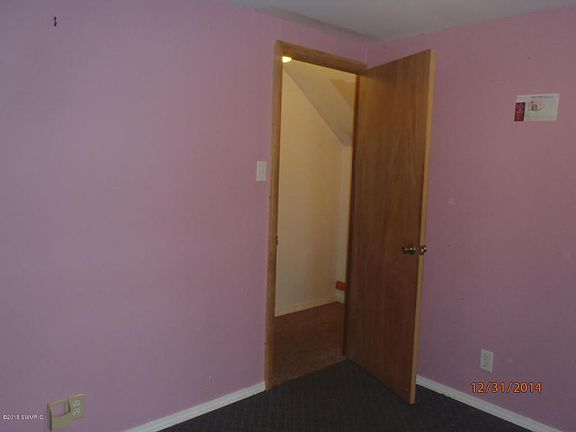 5th image of 1435 Alpine Ave NW