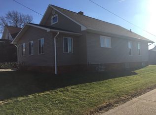 539 2nd St NW, Carrollton, OH 44615