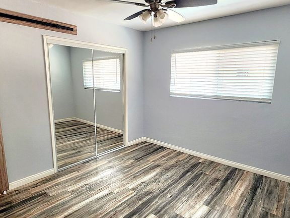 4th image of 811 Centinela Ave #9