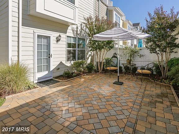 Easy maintenance patio to enjoy your evenings in