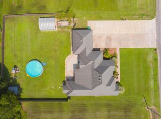 1012 Gloria Kern Dr, Breaux Bridge, LA 70517