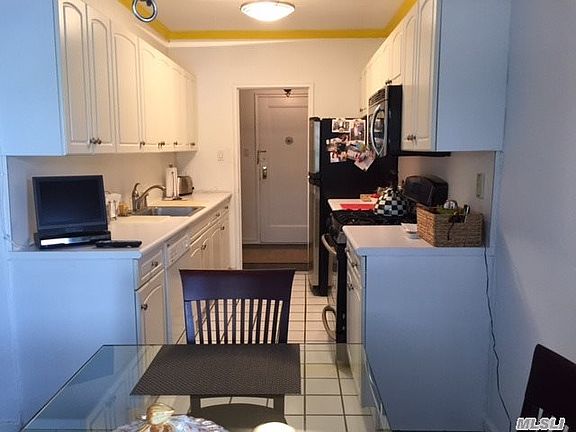 5th image of 16241 Powells Cove Blvd APT 2N