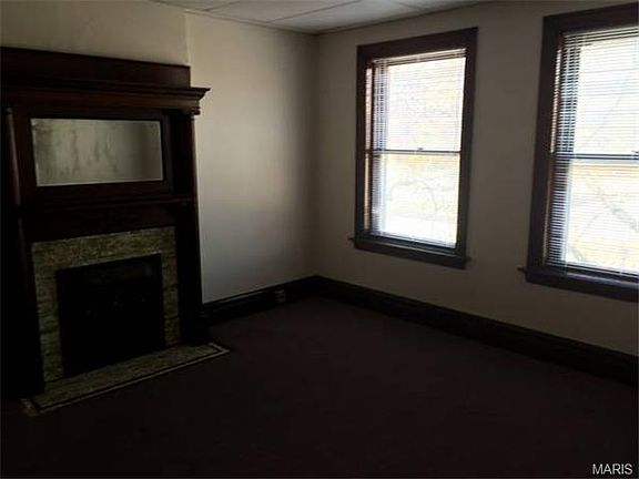 3rd image of 2900-2902 Louisiana Ave