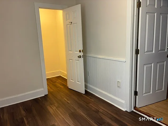 38-GRNDFL Academy St — Photo 4