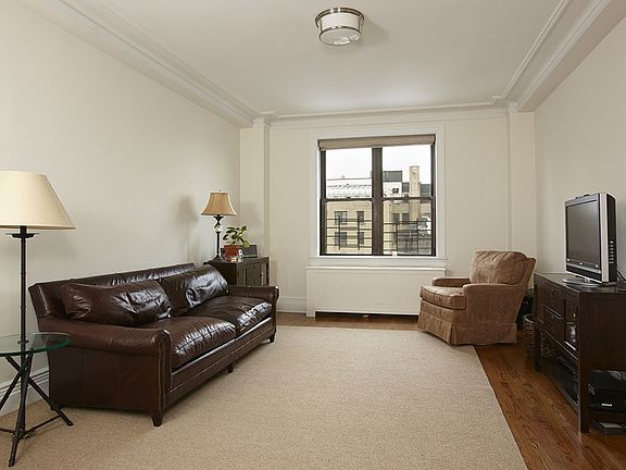 2nd image of 905 W End Ave #124