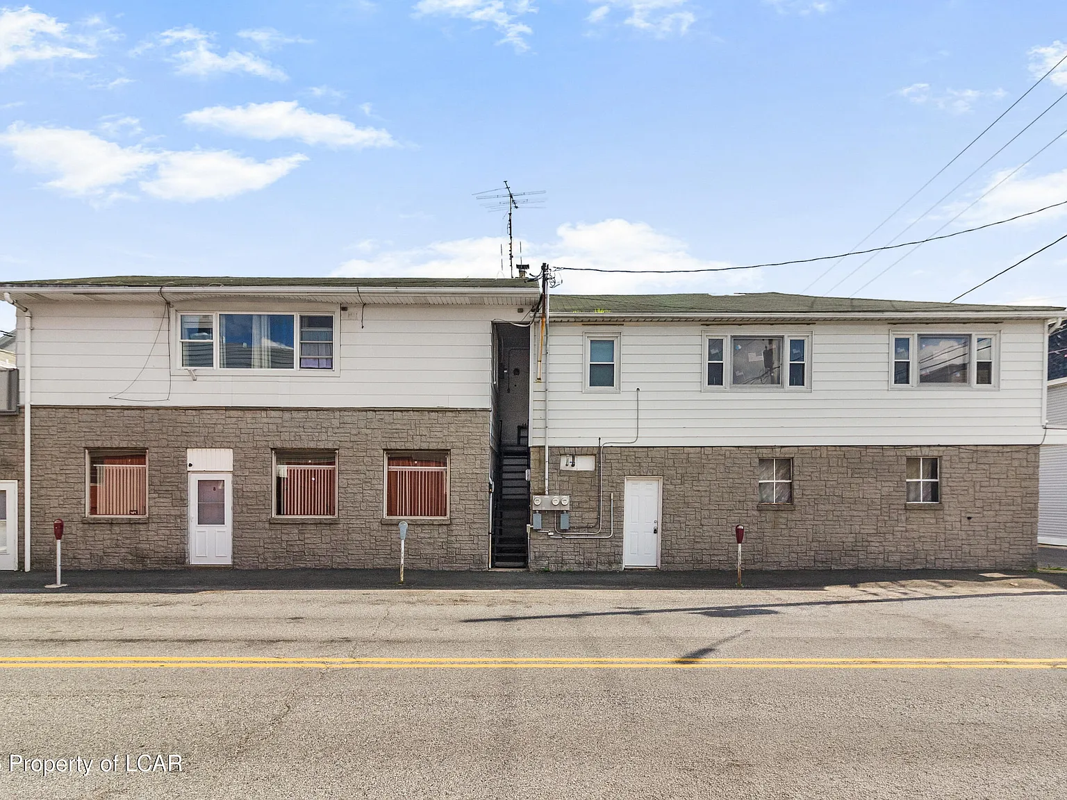 1 bed, 1.0 bath, 920 sqft, $1,100 — Photo 3