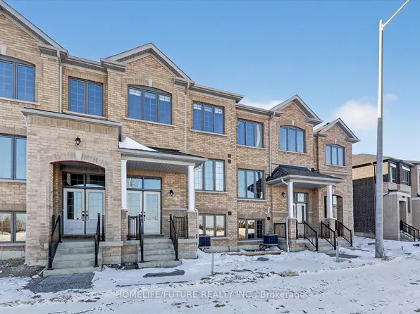 2958 Peter Matthews Dr, Pickering, ON L1X 0R7