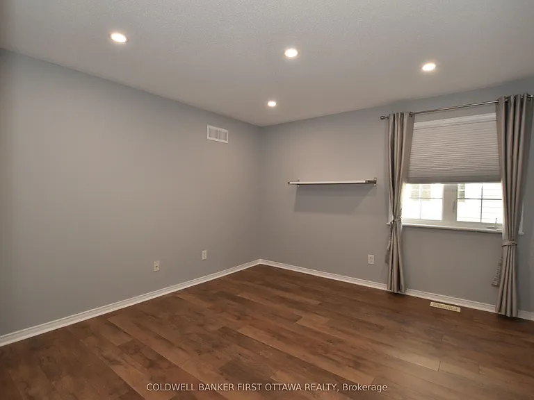 413 Blackleaf Dr — Photo 21