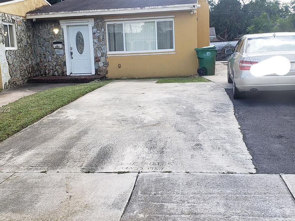 1st image of 2420 NW 179th Ter