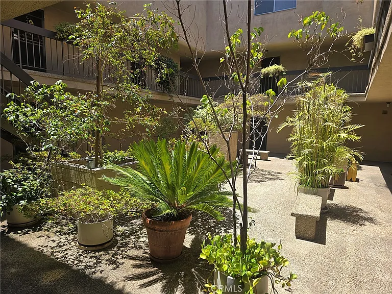 335 N Adams St #106 — Photo 19