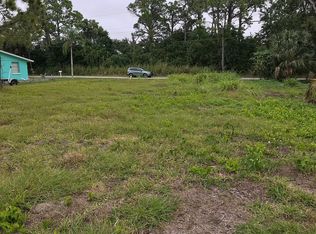 10460 Raymond St, Englewood, FL 34224