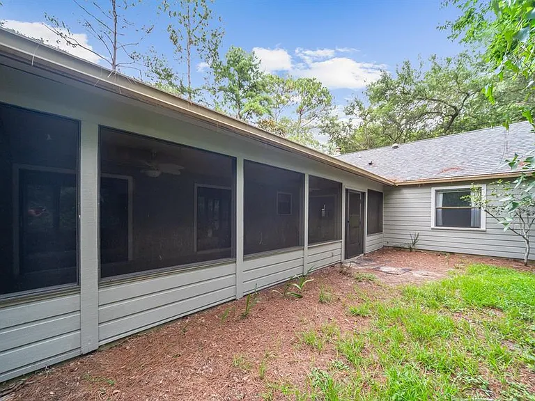 8025 SW 47th Ct — Photo 36