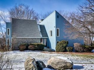 10 Longmeadow Rd, Westborough, MA 01581