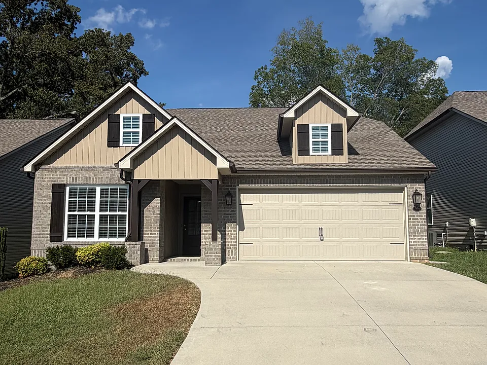 7104 Nans Creek Way