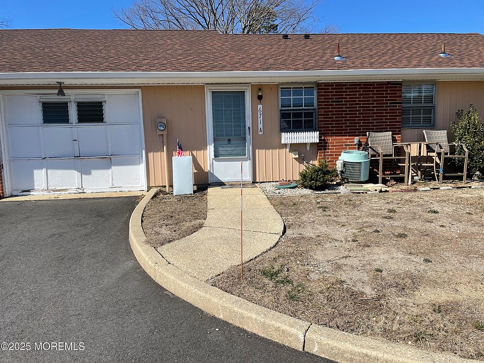 1st image of 671A New Castle Court