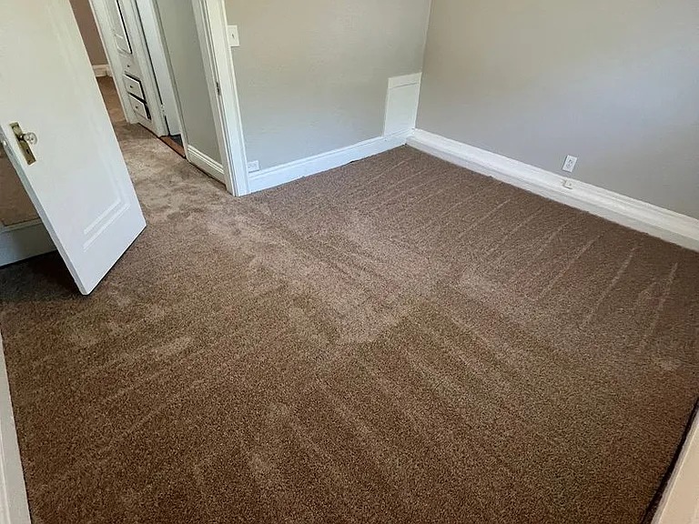 2676 Mayfield Rd — Photo 12