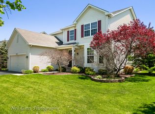 875 Spring Creek Cir, Naperville, IL 60565