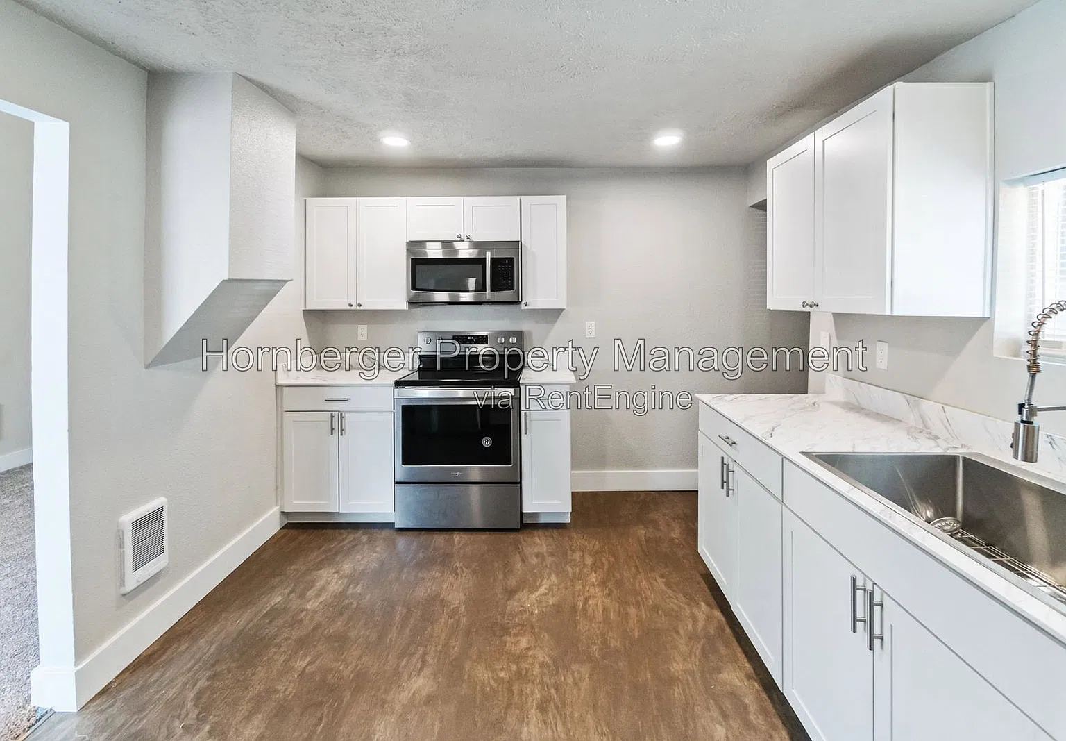 3 bed, 1.0 bath, 1435 sqft, $1,445 — Photo 1