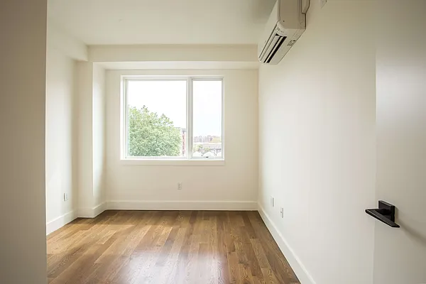 Rented by Nooklyn NYC LLC | media 91