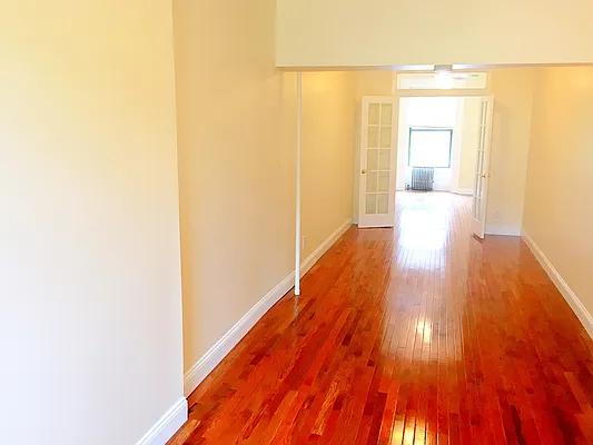 Rented by Rapid Realty Cobble Hill | media 42